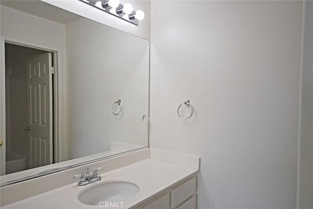 25745 Perlman Place A, Stevenson Ranch, CA 91381