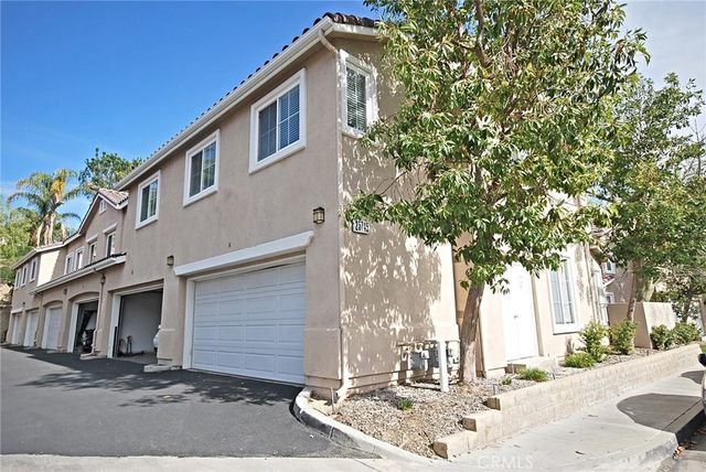 25745 Perlman Place A, Stevenson Ranch, CA 91381