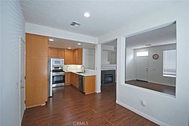 25745 Perlman Place A, Stevenson Ranch, CA 91381