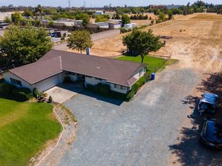 9636 Calvine Rd, Sacramento, CA 95829