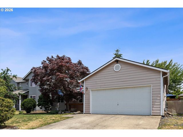 709 TOLIVER Dr, Molalla, OR 97038