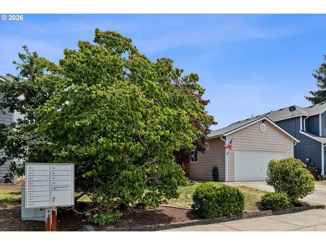 709 TOLIVER Dr, Molalla, OR 97038