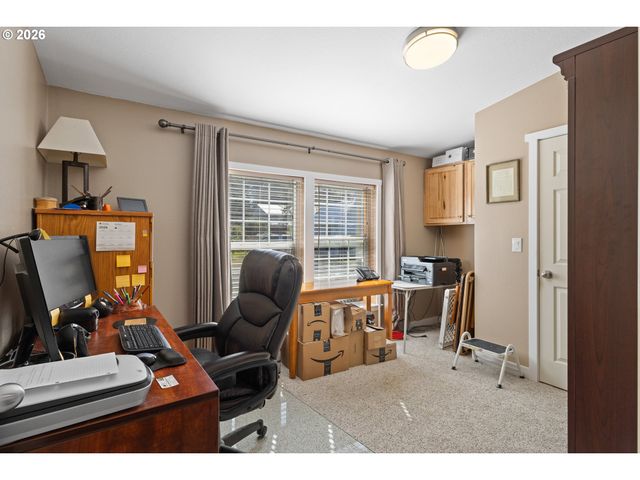 69323 WILDWOOD Rd, North Bend, OR 97459