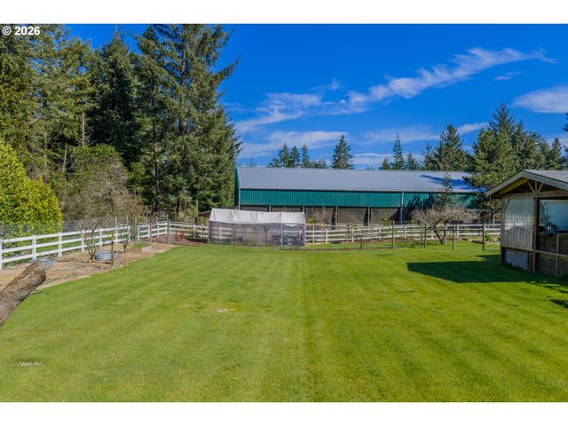 69323 WILDWOOD Rd, North Bend, OR 97459