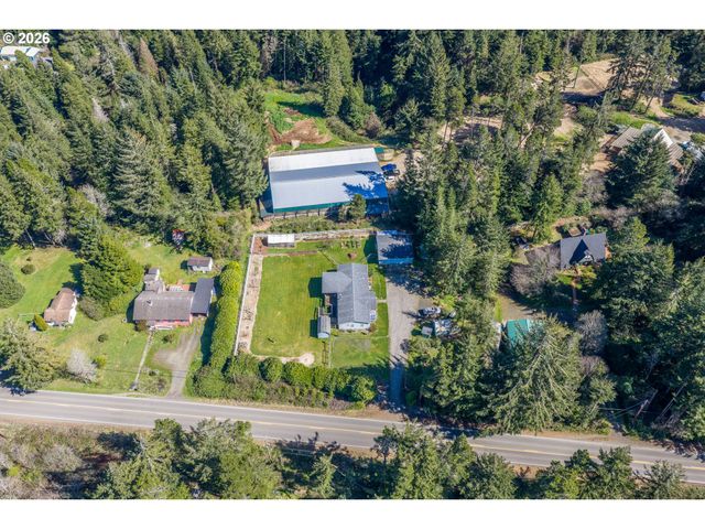 69323 WILDWOOD Rd, North Bend, OR 97459