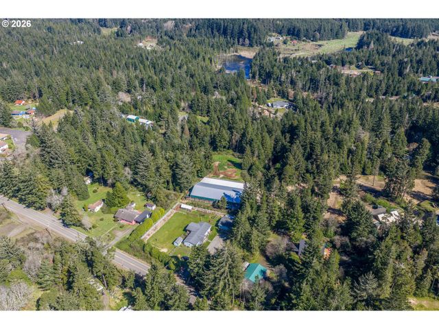 69323 WILDWOOD Rd, North Bend, OR 97459