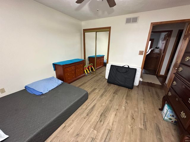 111 W Everton Road, Connersville, IN 47331