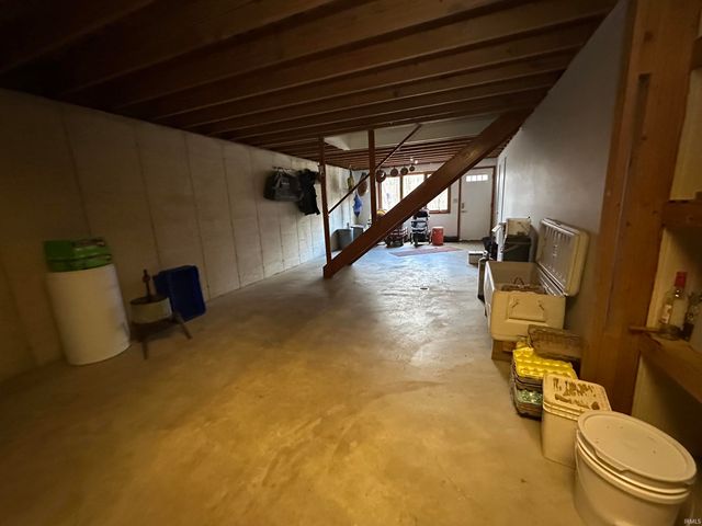 111 W Everton Road, Connersville, IN 47331