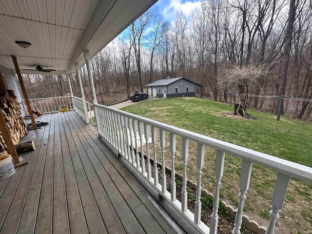 111 W Everton Road, Connersville, IN 47331