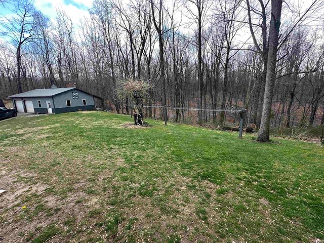 111 W Everton Road, Connersville, IN 47331