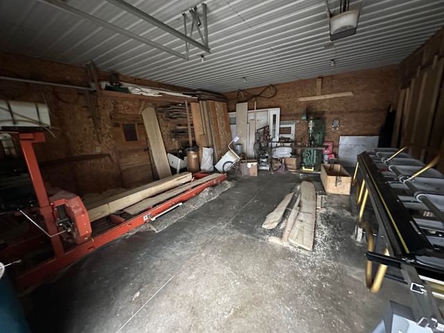 111 W Everton Road, Connersville, IN 47331