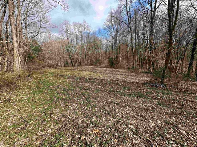 111 W Everton Road, Connersville, IN 47331