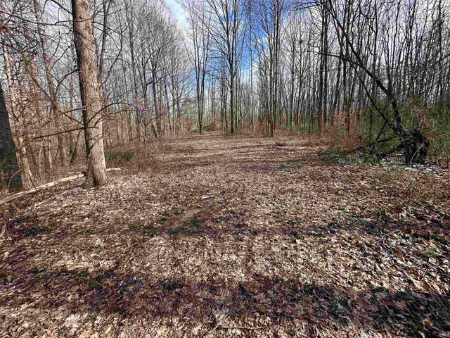 111 W Everton Road, Connersville, IN 47331