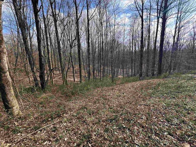 111 W Everton Road, Connersville, IN 47331