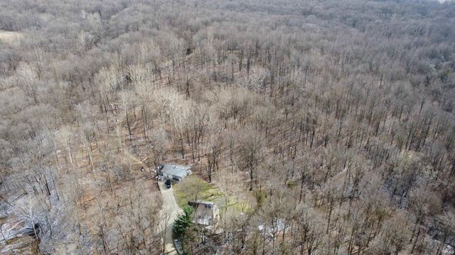 111 W Everton Road, Connersville, IN 47331