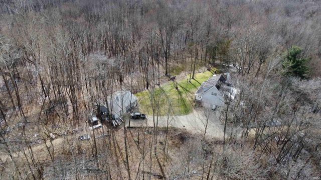 111 W Everton Road, Connersville, IN 47331