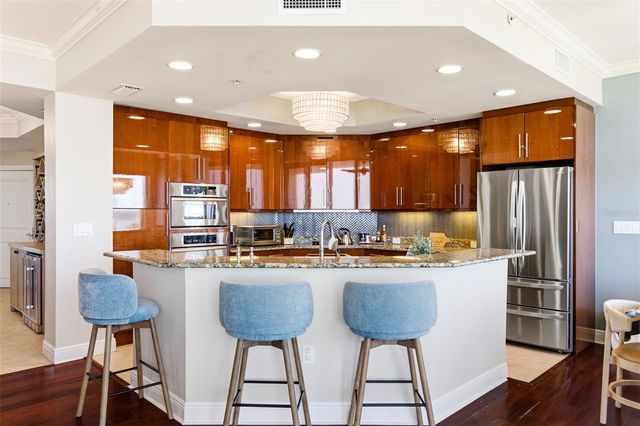 5823 BOWEN DANIEL DRIVE 702, Tampa, FL 33616