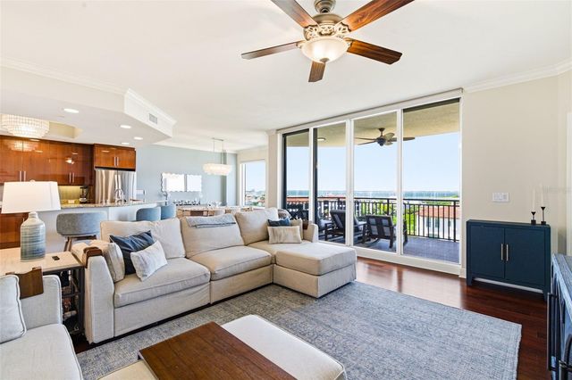 5823 BOWEN DANIEL DRIVE 702, Tampa, FL 33616