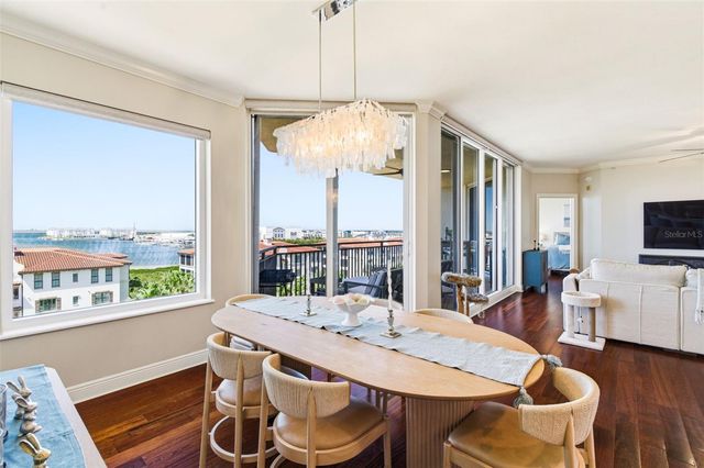 5823 BOWEN DANIEL DRIVE 702, Tampa, FL 33616