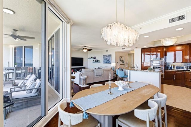 5823 BOWEN DANIEL DRIVE 702, Tampa, FL 33616