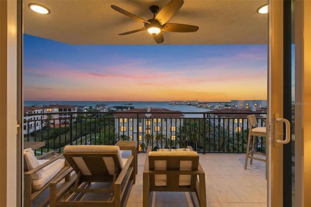 5823 BOWEN DANIEL DRIVE 702, Tampa, FL 33616