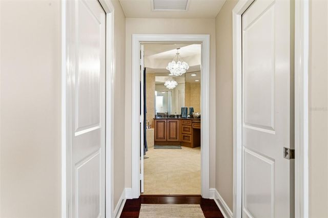 5823 BOWEN DANIEL DRIVE 702, Tampa, FL 33616