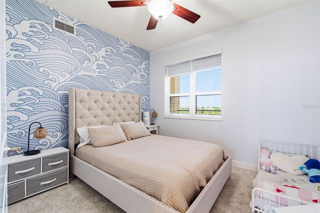 5823 BOWEN DANIEL DRIVE 702, Tampa, FL 33616