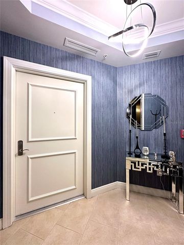 5823 BOWEN DANIEL DRIVE 702, Tampa, FL 33616