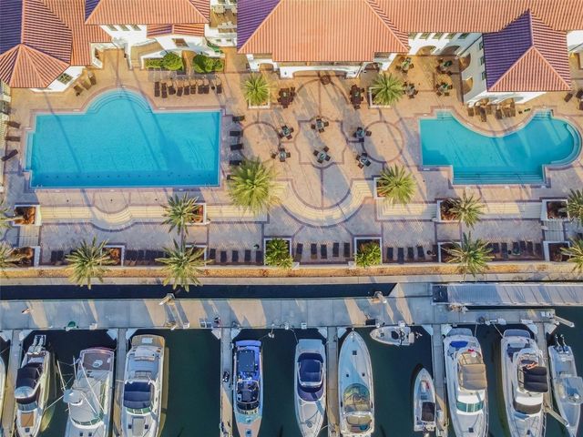 5823 BOWEN DANIEL DRIVE 702, Tampa, FL 33616