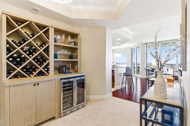 5823 BOWEN DANIEL DRIVE 702, Tampa, FL 33616