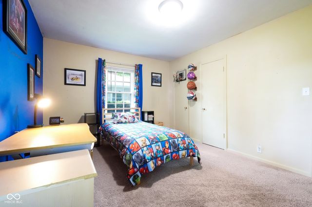 816 Longfellow Road, Anderson, IN 46011