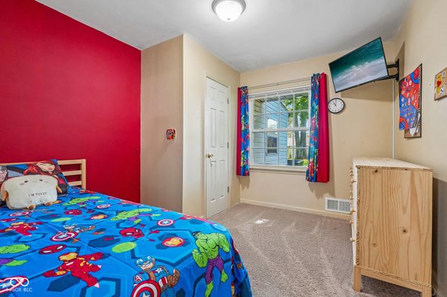 816 Longfellow Road, Anderson, IN 46011