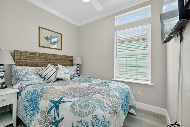 300 NE Coastal Drive, Jensen Beach, FL 34957