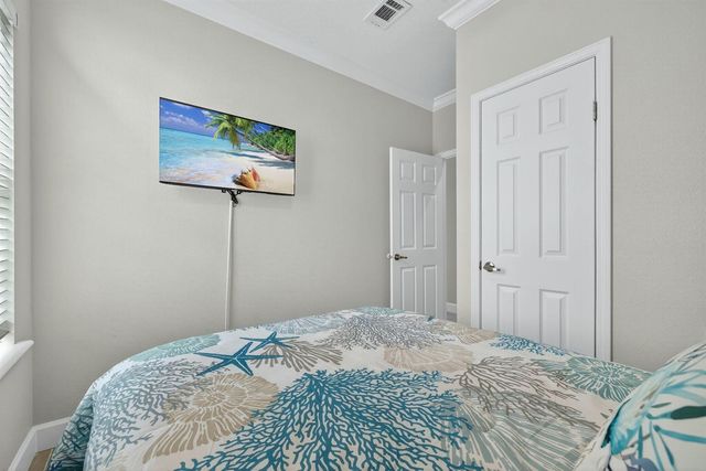 300 NE Coastal Drive, Jensen Beach, FL 34957