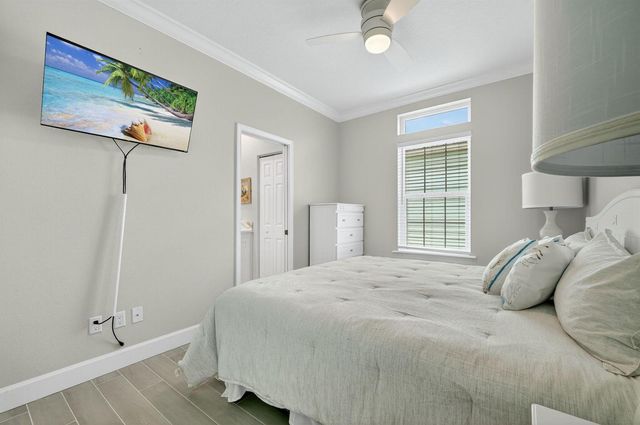 300 NE Coastal Drive, Jensen Beach, FL 34957