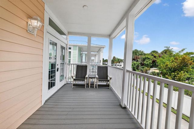 300 NE Coastal Drive, Jensen Beach, FL 34957