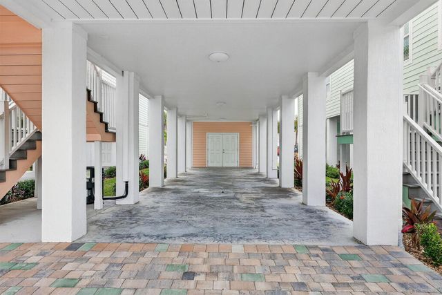 300 NE Coastal Drive, Jensen Beach, FL 34957