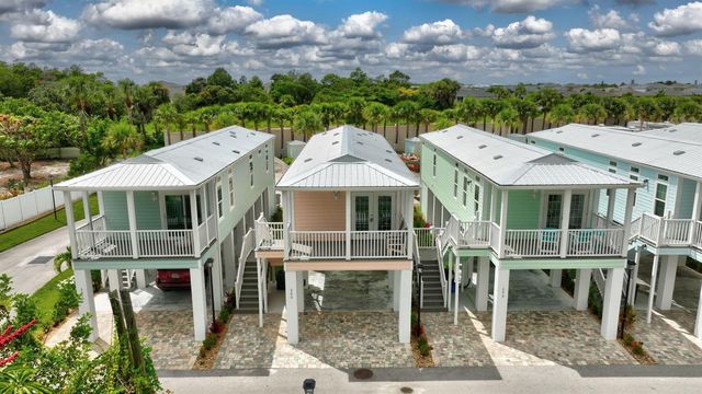 300 NE Coastal Drive, Jensen Beach, FL 34957