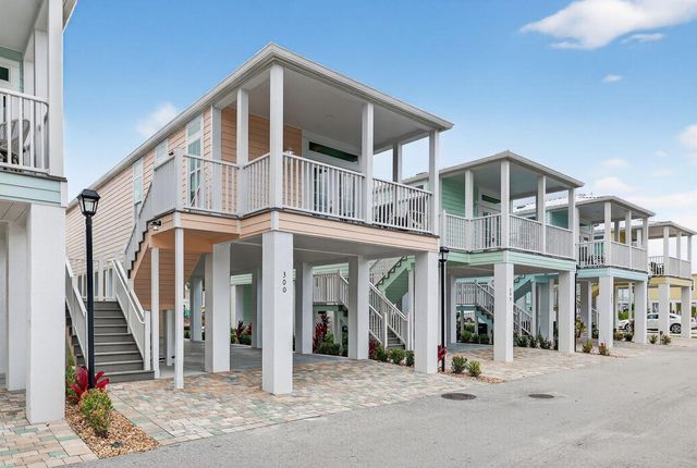 300 NE Coastal Drive, Jensen Beach, FL 34957