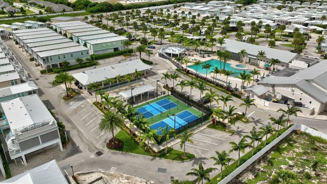 300 NE Coastal Drive, Jensen Beach, FL 34957
