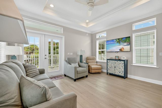 300 NE Coastal Drive, Jensen Beach, FL 34957