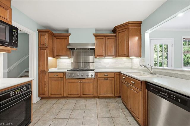 3340 York Road, Winston-salem, NC 27106