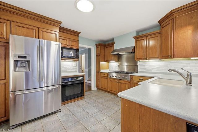 3340 York Road, Winston-salem, NC 27106