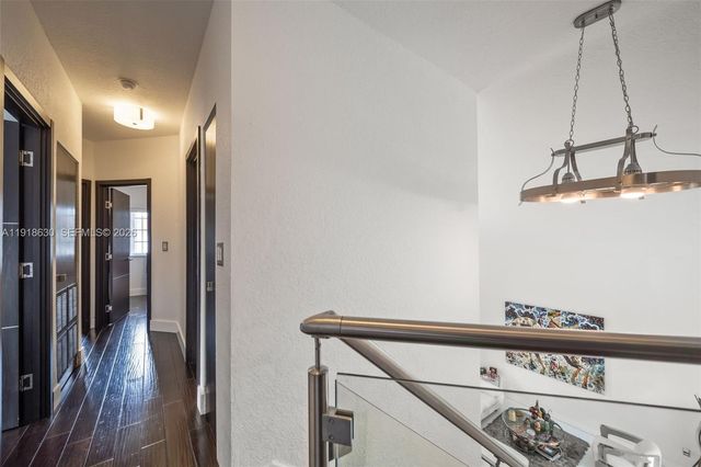 10794 NW 70th St, Doral, FL 33178