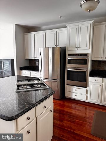 13 FIRE PRINCESS CT, Rockville, MD 20850