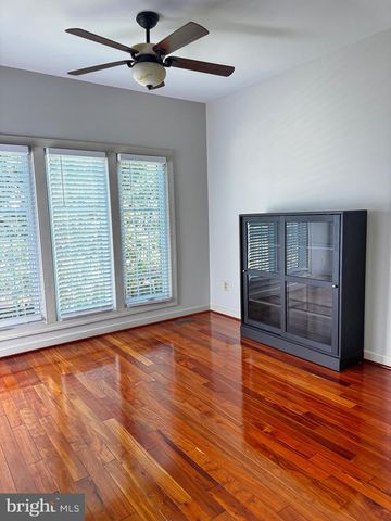 13 FIRE PRINCESS CT, Rockville, MD 20850