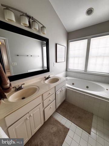 13 FIRE PRINCESS CT, Rockville, MD 20850