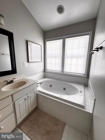 13 FIRE PRINCESS CT, Rockville, MD 20850