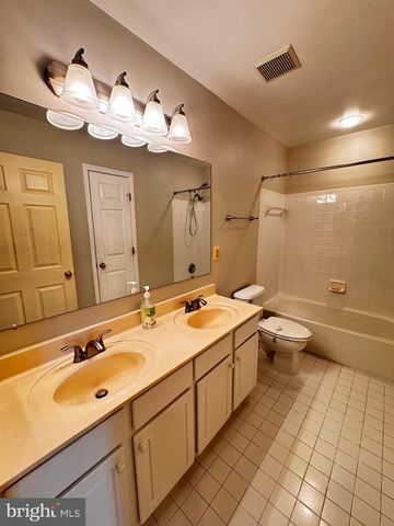 13 FIRE PRINCESS CT, Rockville, MD 20850