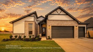 483 Hunters Crossing Drive, Sealy, TX 77474